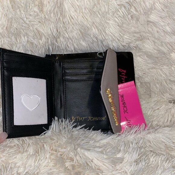 BETSEY Johnson flap wallet New with tag - Picture 2 of 5